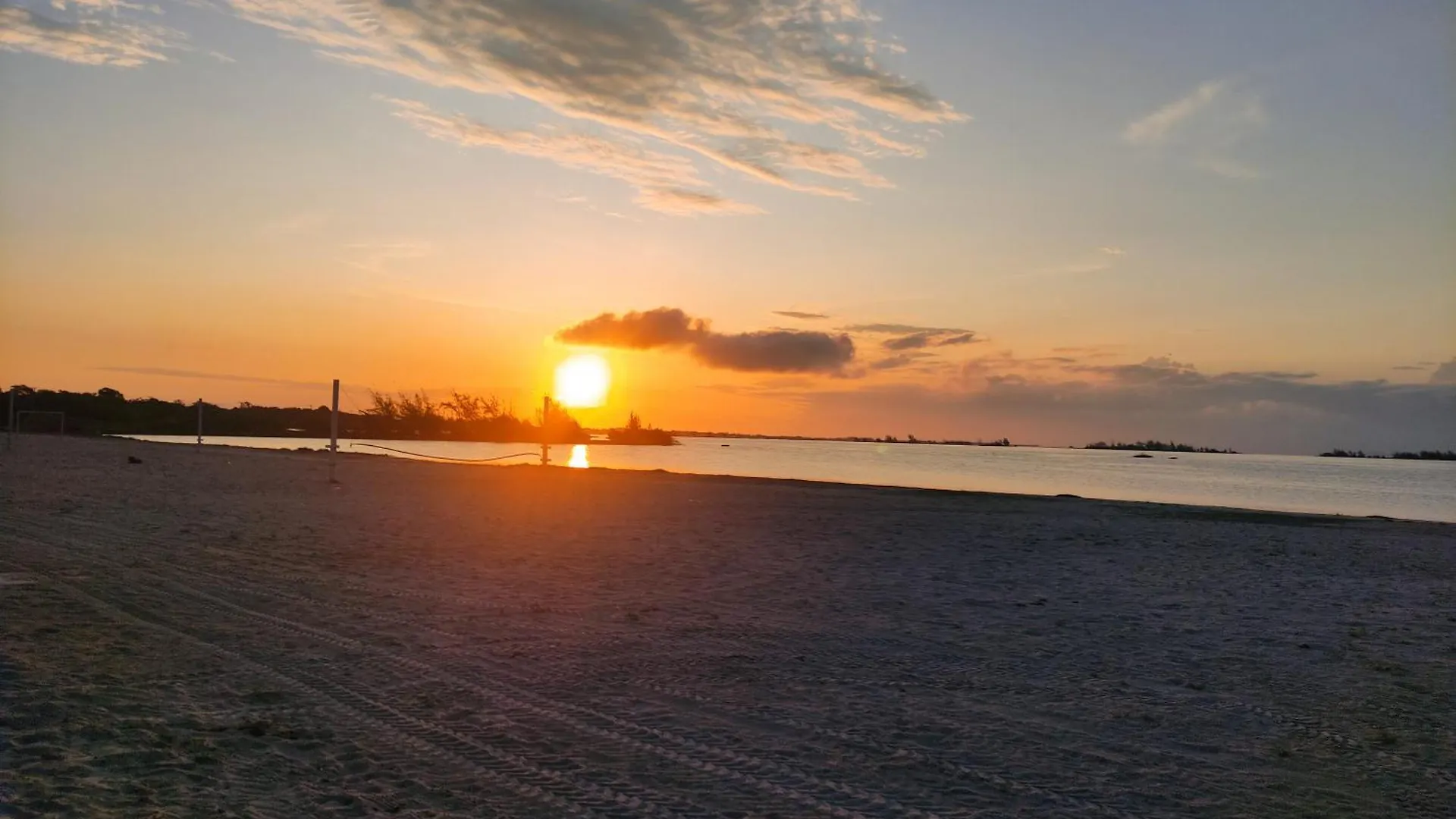 Golden Lake Resort, Arraial do Cabo 0*,  Brasil